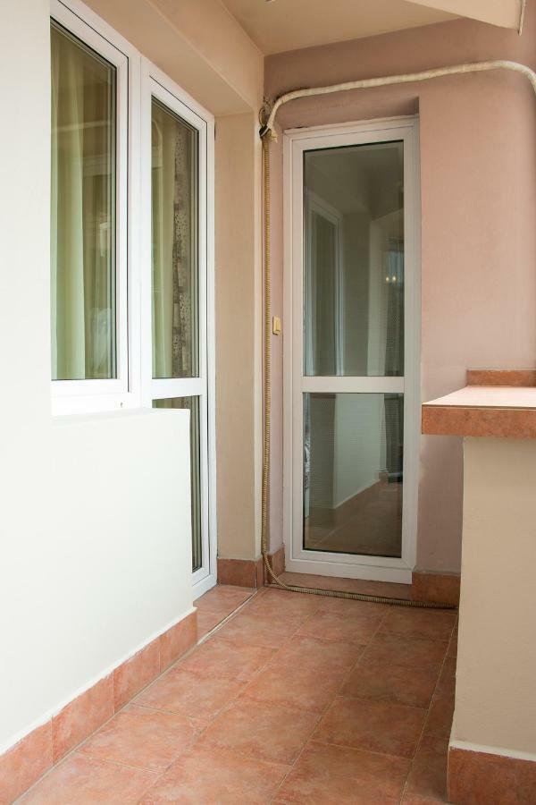Glorious - 2-bedroom Near Youth Hill By Flat Mаnager Apartment *